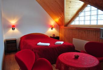 Guesthouse Leiputrija allows 18 year olds to book a room