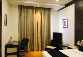 Clarion Inn Amps Patiala has Balcony rooms