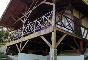 Duck House Sasaima allows 18 year olds to book a room