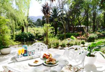 Waterland Lodge has Balcony rooms