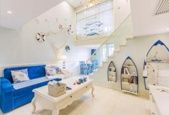 Seven Mansion Loft-style Aparthotel has Smoking rooms