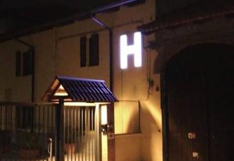 La Boheme Hotel has Balcony rooms