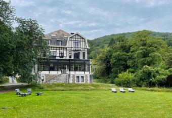 Villa Gracia has Balcony rooms