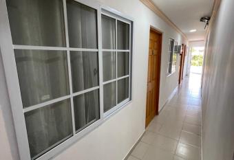 Posada Yasa sarie bay allows 18 year olds to book a room