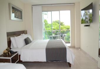 Hotel Metropolitano Plaza has Balcony rooms