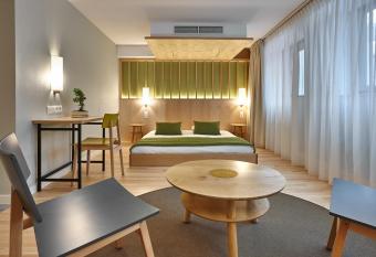 Yadoya Hotel allows 18 year olds to book a room