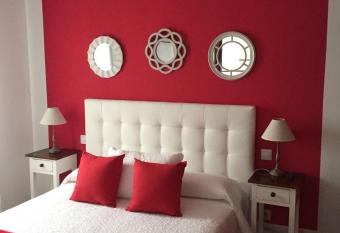 Vanesa Center has Balcony rooms