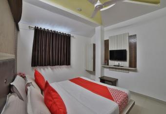 Hotel Sunstay allows 18 year olds to book a room