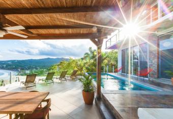 Casa ChaChaCha has Balcony rooms