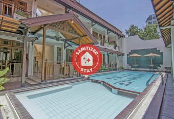 OYO 194 Hotel Sapta Gria allows 18 year olds to book a room