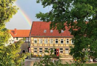 Klosterhotel Walkenried allows 18 year olds to book a room