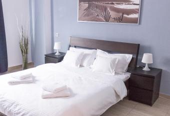 Grand Central Accommodation - Beldiman allows 18 year olds to book a room