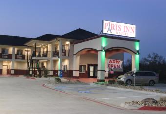 Paris Inn & Suites allows 18 year olds to book a room