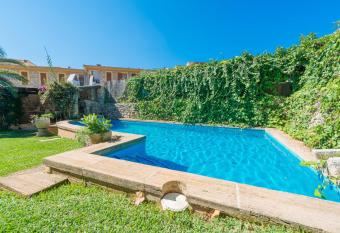 Ca Hado Xucla has Balcony rooms