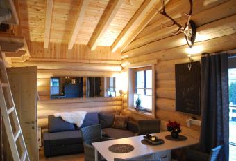 Karwendel Apartments has Balcony rooms