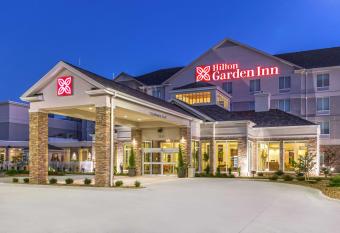 Hilton Garden Inn Salina has Smoking rooms
