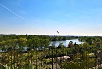 Le Gite de la Loire has Balcony rooms