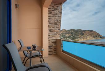 Minos Boutique Hotel has Balcony rooms