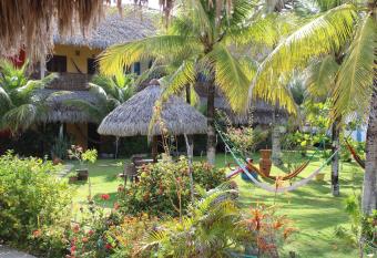 A Toca do Bem-Te-Vi has Balcony rooms