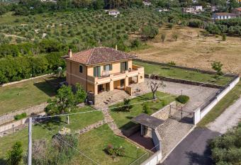 Il Maestrale B&B allows 18 year olds to book a room