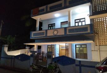 Vacation Home Stay has Balcony rooms