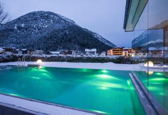 Hotel Auszeit has Balcony rooms