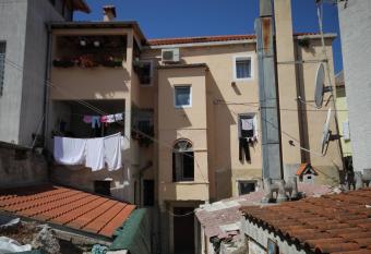 Apartments by the sea Mali Losinj (Losinj) - 7979 has Balcony rooms