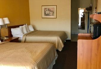 Coachman's Inn allows 18 year olds to book a room