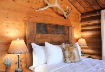 Elkhorn Cabins and Inn allows 18 year olds to book a room