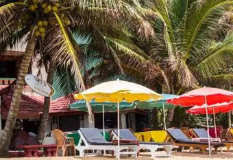 Lucky Palace has Balcony rooms