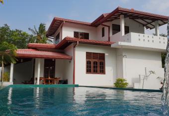 Emildale Villa allows 18 year olds to book a room