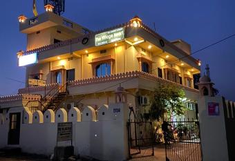 Hotel The Village Heart has Balcony rooms