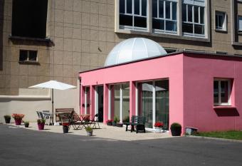 R  sidence La Providence ZENAO Lisieux allows 18 year olds to book a room