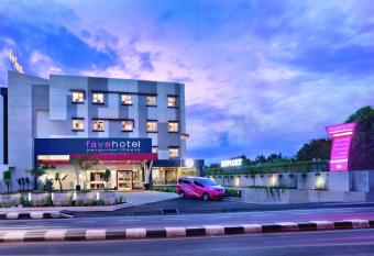 favehotel Margonda allows 18 year olds to book a room