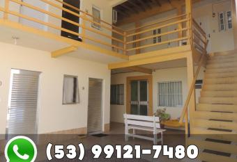 Pousada Fickel allows 18 year olds to book a room