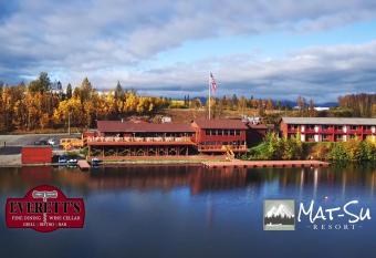 Mat~Su Resort has Balcony rooms