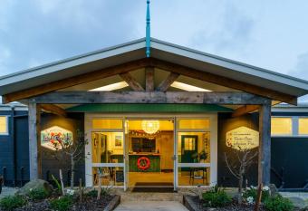 Leigh Central has Balcony rooms