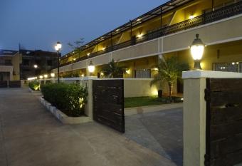 Misty Meadows, Lonavala has Balcony rooms