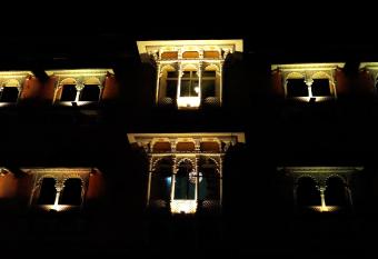 Hotel Parvati Palace Sehore has Smoking rooms