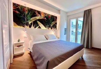 Tropea Il Tridente Accomodations allows 18 year olds to book a room