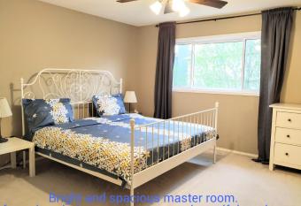 Brother Li Homestay allows 18 year olds to book a room