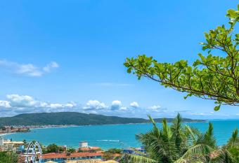Residencial Bombinhas Vista Mar has Balcony rooms