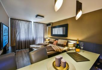 Luxury Apartments Ostrava has Balcony rooms