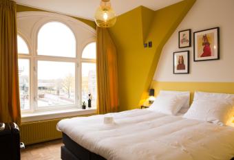 Little Duke Hotel has Balcony rooms