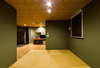 Hotel CASVI Tenjin has Smoking rooms