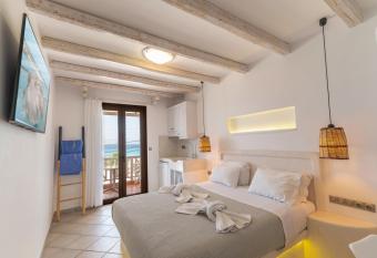 Nikos Apartments and Studios has Balcony rooms