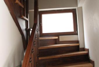 Kemer Otel allows 18 year olds to book a room