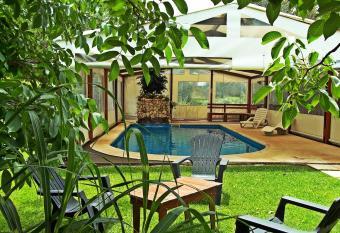 Hosteria Valle Azul allows 18 year olds to book a room