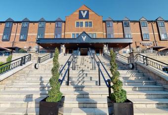 Village Hotel Manchester Bury allows 18 year olds to book a room