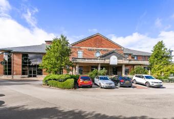 Cedar Court Bradford Hotel allows 18 year olds to book a room